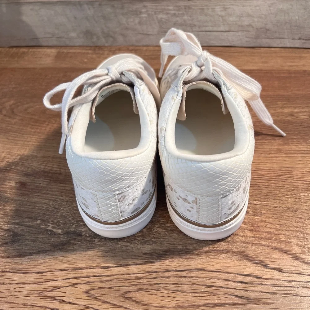 A New Day Women's Sneakers - Cream and White - Picture 9 of 11